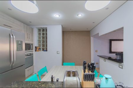 Casa à venda com 250m², 5 quartos e 2 vagasCozinha