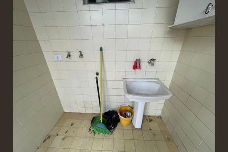Casa à venda com 140m², 4 quartos e 2 vagas Casa à venda com 140m², 4 quartos e 2 vagasÁrea de Serviço