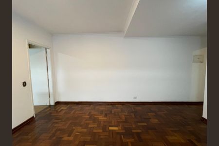 Casa à venda com 140m², 4 quartos e 2 vagas Casa à venda com 140m², 4 quartos e 2 vagasSala de Jantar
