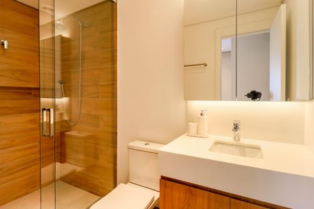 Apartamento à venda com 145m², 3 quartos e 2 vagas Apartamento à venda com 145m², 3 quartos e 2 vagasBanheiro da Suíte 2