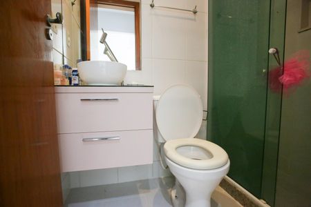 Apartamento à venda com 117m², 3 quartos e 2 vagasBanheiro Social