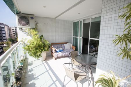 Apartamento à venda com 117m², 3 quartos e 2 vagasVaranda da Sala