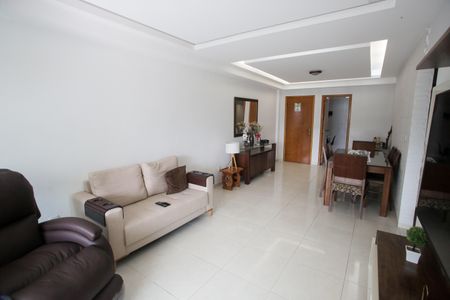 Apartamento à venda com 117m², 3 quartos e 2 vagasSala