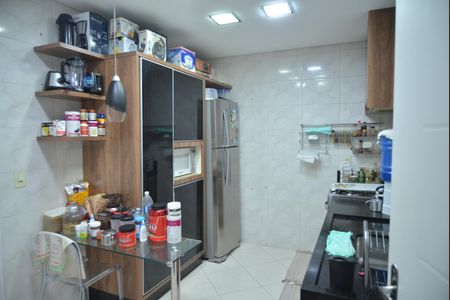 Casa à venda com 125m², 3 quartos e 2 vagasCozinha