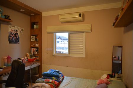 Casa à venda com 125m², 3 quartos e 2 vagasQuarto 3