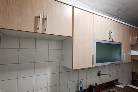 Apartamento para alugar com 72m², 2 quartos e 1 vagaCozinha e Área de Serviço