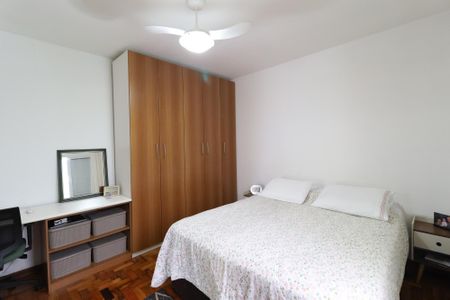 Casa à venda com 224m², 3 quartos e 3 vagas Casa à venda com 224m², 3 quartos e 3 vagasQuarto 2