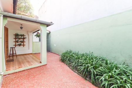 Casa à venda com 224m², 3 quartos e 3 vagas Casa à venda com 224m², 3 quartos e 3 vagasÁrea Externa