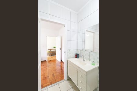 Casa à venda com 224m², 3 quartos e 3 vagas Casa à venda com 224m², 3 quartos e 3 vagasBanheiro 1