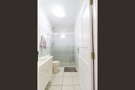 Casa à venda com 224m², 3 quartos e 3 vagas Casa à venda com 224m², 3 quartos e 3 vagasBanheiro 1