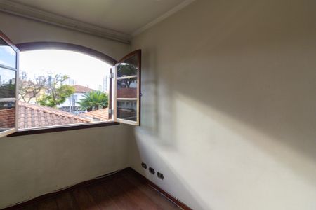 Casa à venda com 240m², 5 quartos e 3 vagas Casa à venda com 240m², 5 quartos e 3 vagasCasa 2 - Quarto 2