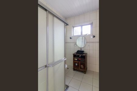 Casa à venda com 240m², 5 quartos e 3 vagas Casa à venda com 240m², 5 quartos e 3 vagasBanheiro Social