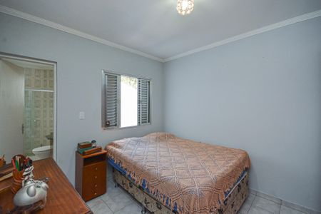 Casa para alugar com 250m², 4 quartos e 2 vagas Casa para alugar com 250m², 4 quartos e 2 vagasSuíte 3