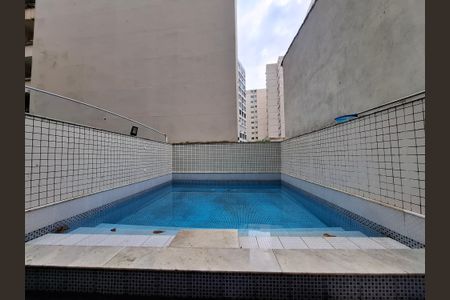 Apartamento à venda com 64m², 2 quartos e 1 vaga Apartamento à venda com 64m², 2 quartos e 1 vagaÁrea comum - Piscina