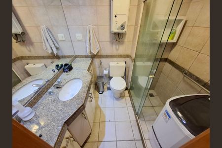 Apartamento à venda com 64m², 2 quartos e 1 vaga Apartamento à venda com 64m², 2 quartos e 1 vagaBanheiro