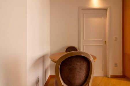 Apartamento à venda com 38m², 1 quarto e 1 vagaSala de Jantar