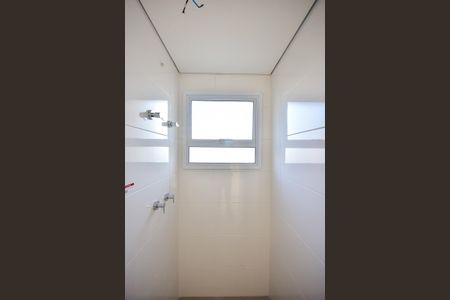 Apartamento à venda com 58m², 1 quarto e 2 vagasBanheiro