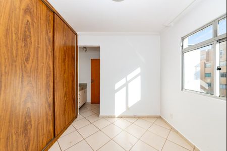 Apartamento para alugar com 110m², 2 quartos e 2 vagas Apartamento para alugar com 110m², 2 quartos e 2 vagasSuíte