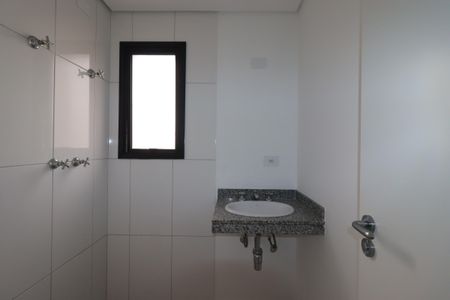 Apartamento à venda com 81m², 3 quartos e 2 vagasBanheiro Social