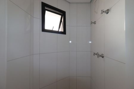 Apartamento à venda com 82m², 3 quartos e 2 vagasBanheiro da Suíte