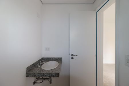 Apartamento à venda com 82m², 3 quartos e 2 vagasBanheiro da Suíte