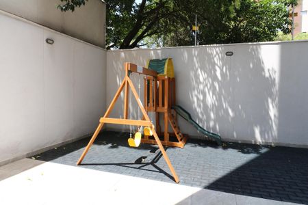 Apartamento à venda com 82m², 3 quartos e 2 vagasÁrea Comum - Playground