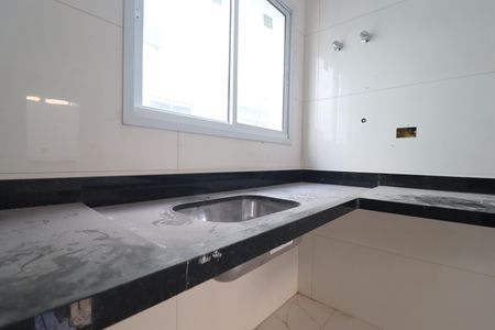 Casa de condomínio à venda com 127m², 3 quartos e 2 vagasCozinha