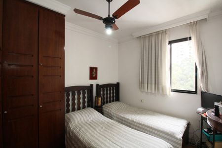 Apartamento à venda com 58m², 2 quartos e 1 vagaQuarto 2