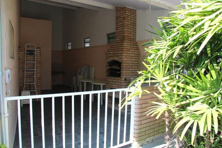 Casa à venda com 50m², 2 quartos e 1 vagaÁrea comum - Churrasqueira