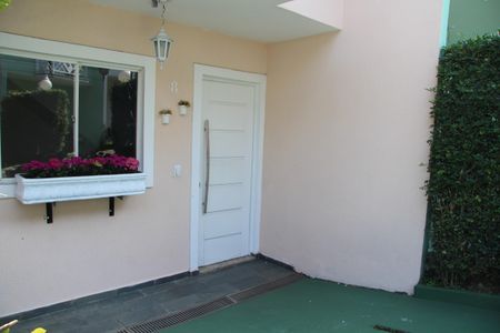 Casa à venda com 50m², 2 quartos e 1 vagaGaragem