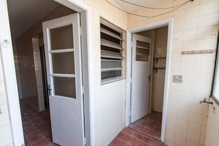 Apartamento para alugar com 93m², 2 quartos e 1 vaga Apartamento para alugar com 93m², 2 quartos e 1 vagaÁrea de serviço