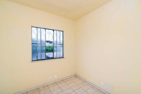 Quarto de casa para alugar com 1 quarto, 27m² em Cordovil, Rio de Janeiro