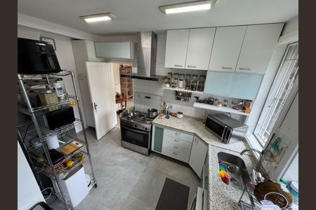 Casa à venda com 254m², 3 quartos e 2 vagas