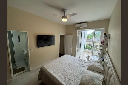 Casa à venda com 254m², 3 quartos e 2 vagas