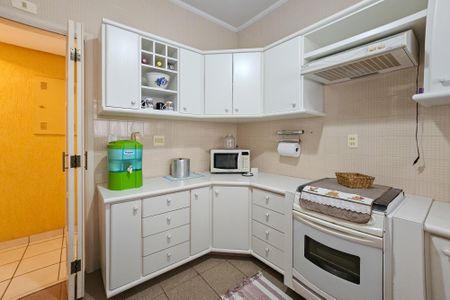 Apartamento para alugar com 92m², 2 quartos e 2 vagas Apartamento para alugar com 92m², 2 quartos e 2 vagasCozinha