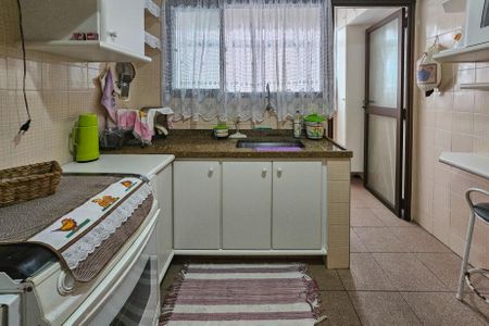 Apartamento para alugar com 92m², 2 quartos e 2 vagas Apartamento para alugar com 92m², 2 quartos e 2 vagasCozinha