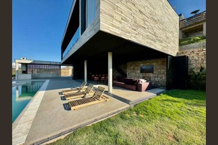 Casa à venda com 383m², 2 quartos e 4 vagasFoto 11