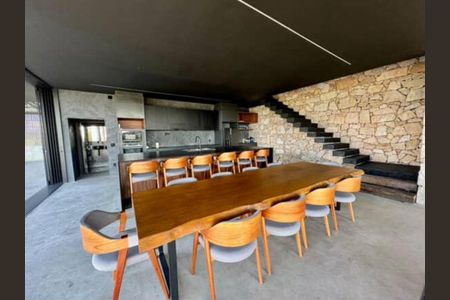 Casa à venda com 383m², 2 quartos e 4 vagasFoto 07