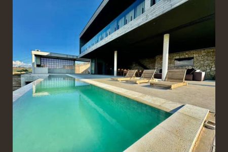 Casa à venda com 383m², 2 quartos e 4 vagasFoto 13