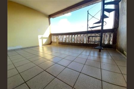 Casa à venda com 125m², 2 quartos e 4 vagas