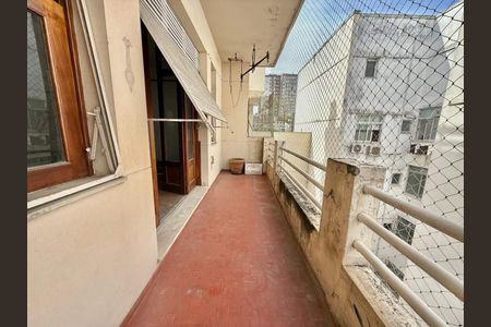 Apartamento à venda com 135m², 3 quartos e sem vaga
