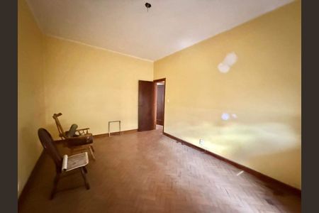 Apartamento à venda com 135m², 3 quartos e sem vaga