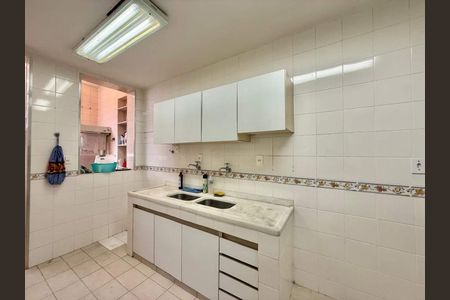 Apartamento à venda com 135m², 3 quartos e sem vaga