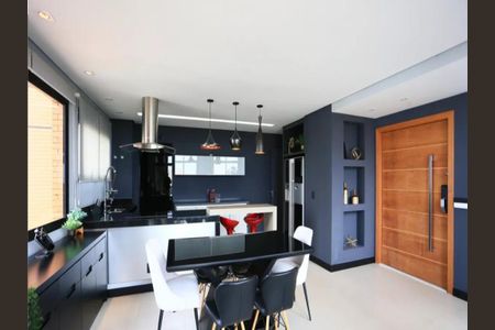 Apartamento à venda com 184m², 3 quartos e 4 vagas