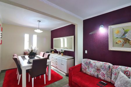 Casa à venda com 155m², 3 quartos e 4 vagasSala