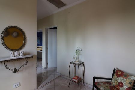 Casa à venda com 155m², 3 quartos e 4 vagasHall dos Quartos