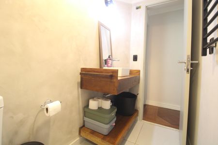 Apartamento à venda com 116m², 4 quartos e 2 vagasBanheiro