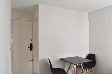 Sala de kitnet/studio para alugar com 1 quarto, 21m² em Bigorrilho, Curitiba