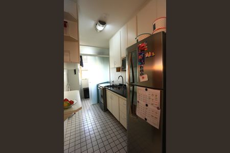 Apartamento à venda com 67m², 2 quartos e 2 vagas Apartamento à venda com 67m², 2 quartos e 2 vagasCozinha