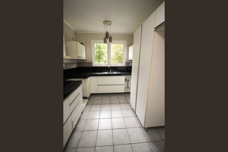 Casa de condomínio à venda com 215m², 3 quartos e 3 vagasCozinha